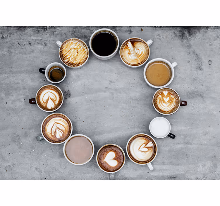 Forskellige kaffekrus i cirkel fototapet køkken - TenStickers
