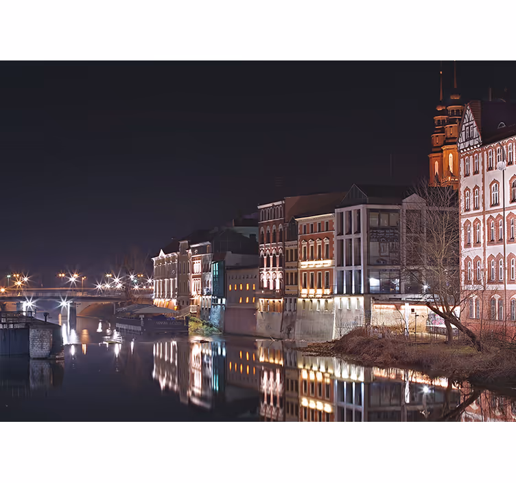 Oplyst arkitektur ved floden fototapet af byer - TenStickers