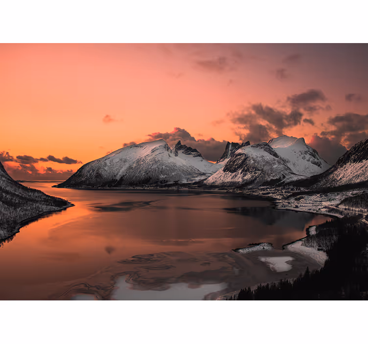 Solnedgang sneet refleksion fototapet bjerg - TenStickers