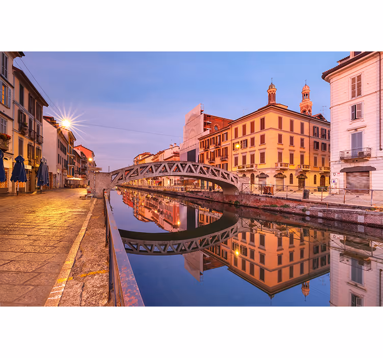 Fototapet af byer milan kanalrefleksion - TenStickers