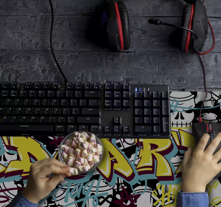 Graffiti personaliserbar gaming musematte - TenStickers