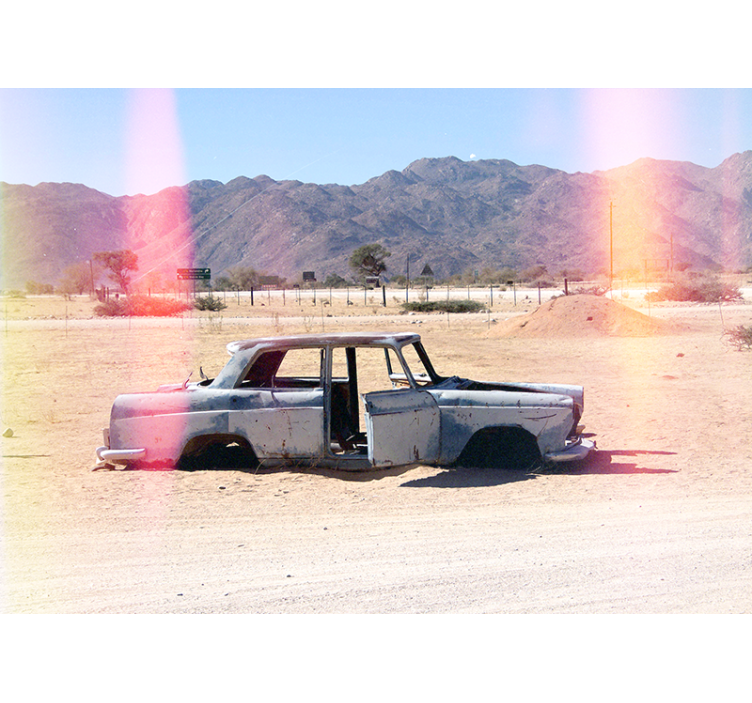 Forladt klassisk bil fototapet køretøj - TenStickers