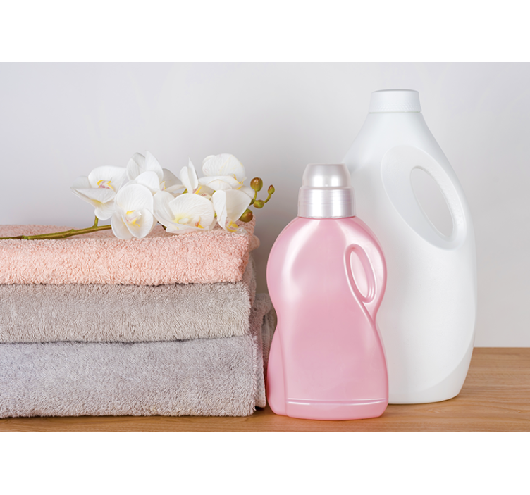 Arrangement af bløde håndklæder fototapet badeværelse - TenStickers