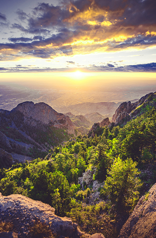 Plakat stue solopgang på bjerget - TenStickers