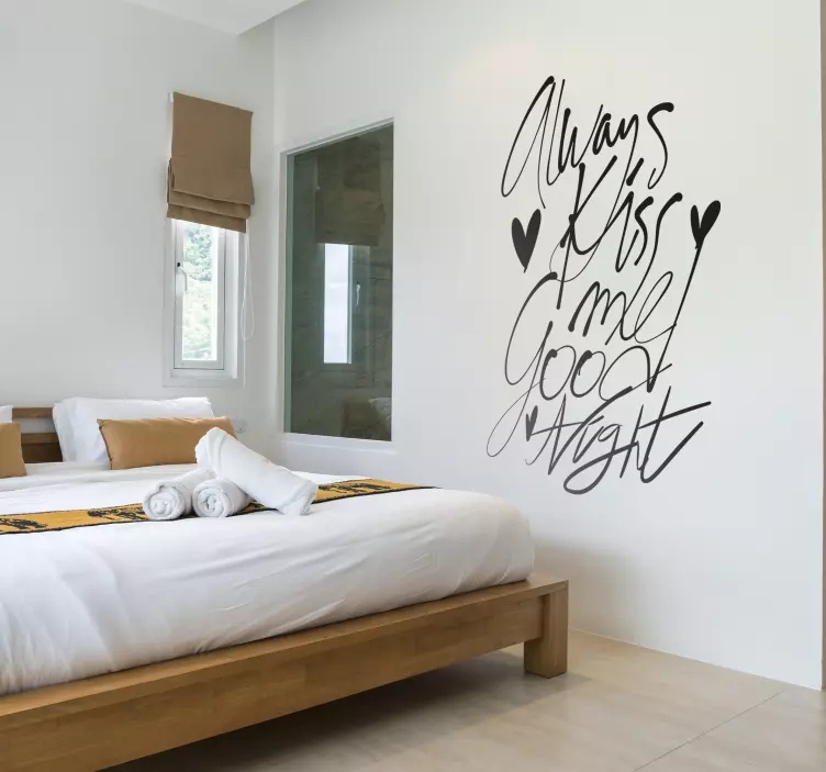 Dekorativt klistermærke kiss me - TenStickers