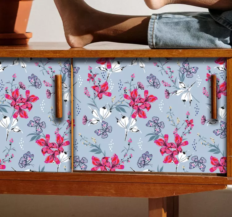 Røde blomster med sommerfugle møbelmærkat - TenStickers