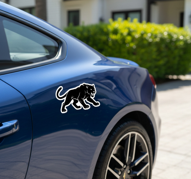 Klistermærke til bil med skarptandet sort panter - TenStickers