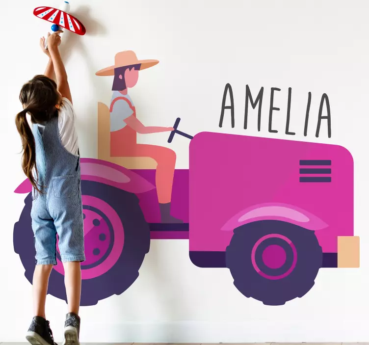 Lilla traktor med navn piger legetøjsmærkat - TenStickers