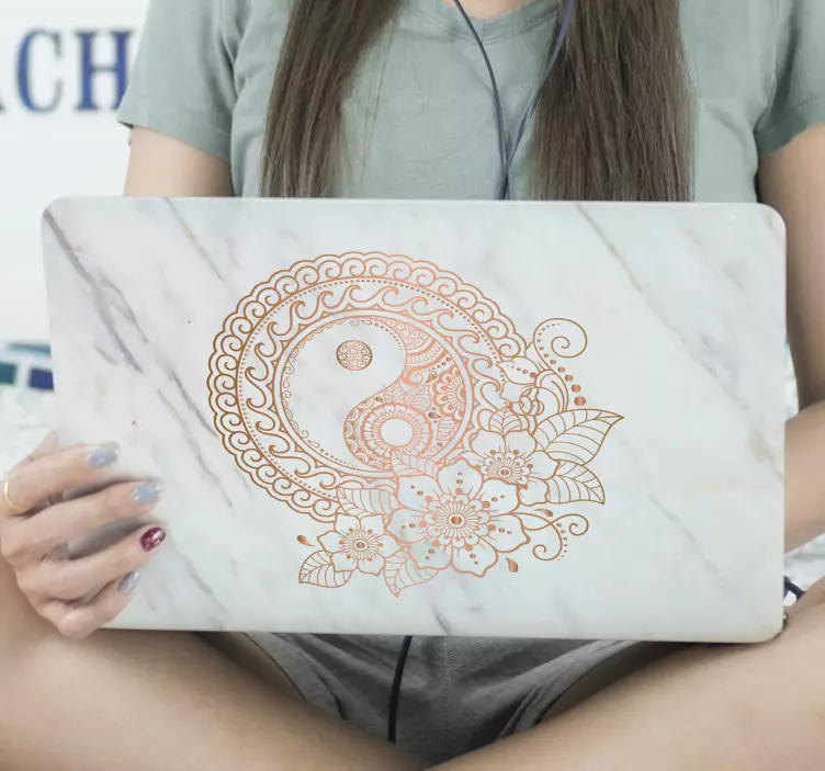 Mandala med marmoreffekt laptop klistermærke - TenStickers