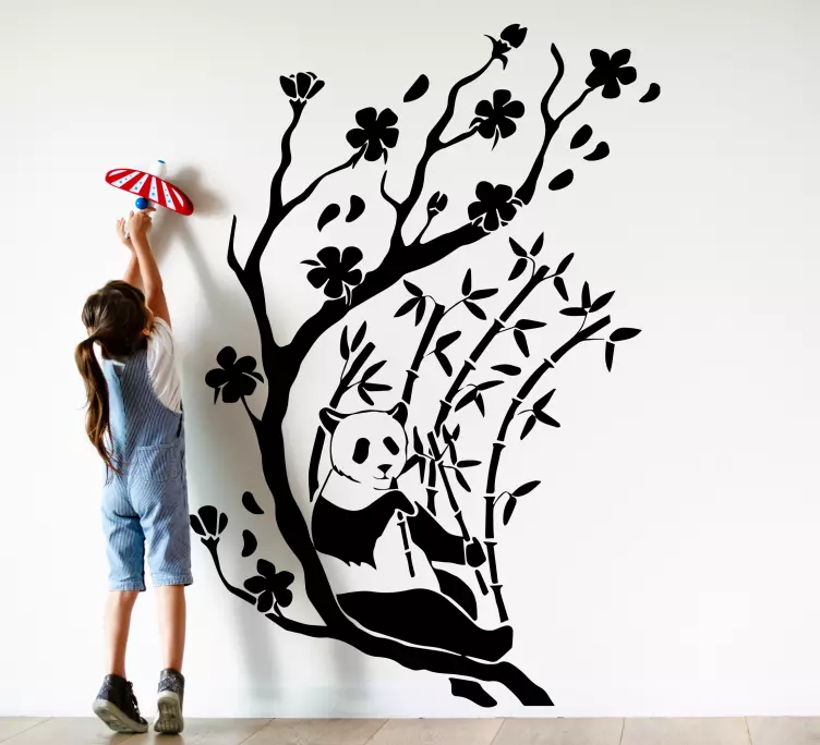 Panda i bambustræ illustration klistermærke - TenStickers