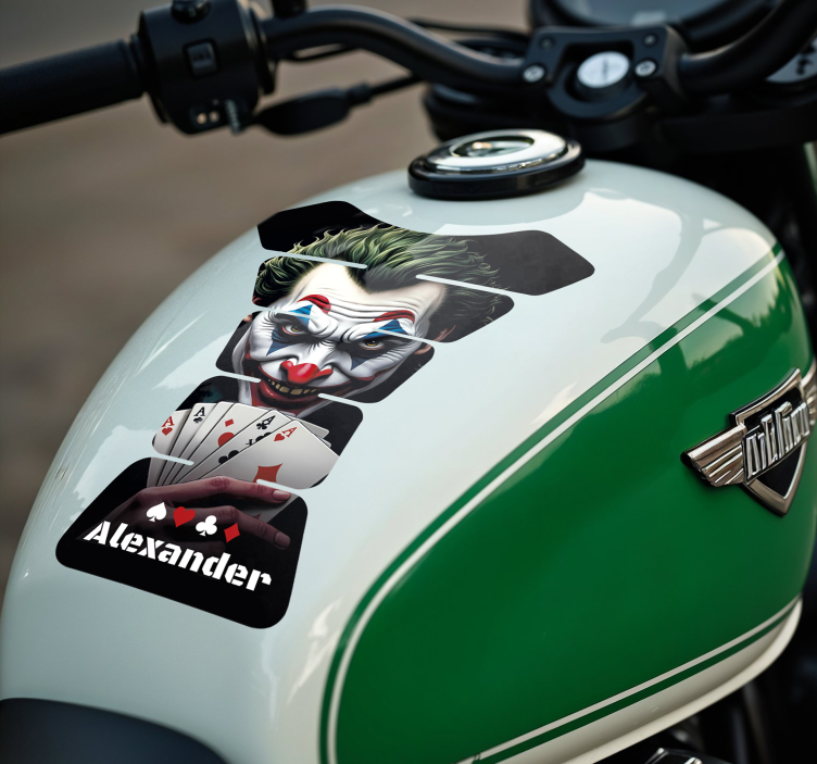 Skurk med pokerkort motorcykelklistermærke - TenStickers