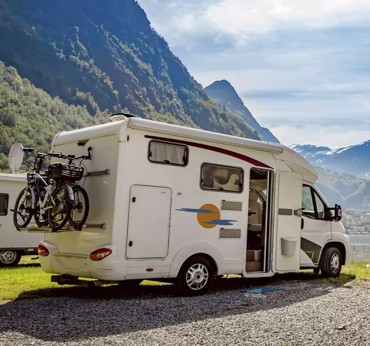 Sol og skyer klistermærke til campingvogn - TenStickers