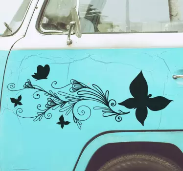 Sticker til bil blomster og sommerfugl - TenStickers