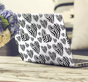 Klistermærke til bærbar zebra hjerte emblem - TenStickers
