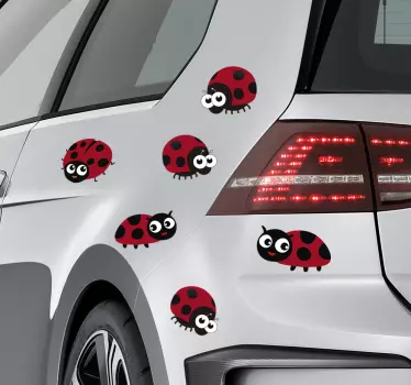 Klistermærke til bil: Søde mariehøner - TenStickers