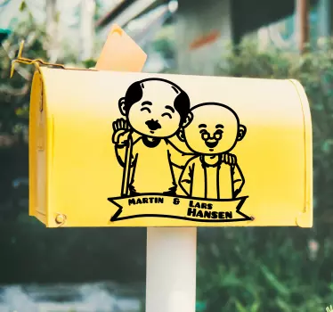 Postkasse med to ældre mænds tilpassede klistermærke - TenStickers