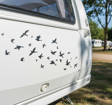Svævende fugle flok klistermærke til campingvogn - TenStickers