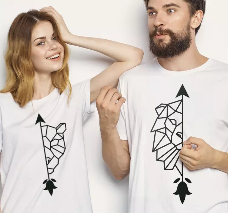 Line art geometriske løver par t-shirts - TenStickers