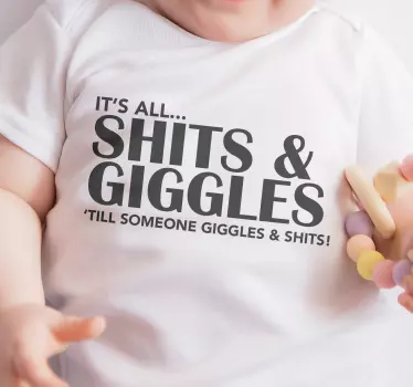 Baby t-shirt med citatet latter og sjov - TenStickers