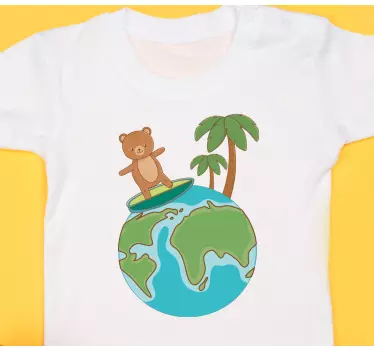 Baby t-shirt sød bjørn surfer globe - TenStickers