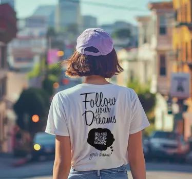 Følg dine drømme qr-kode t shirt original - TenStickers
