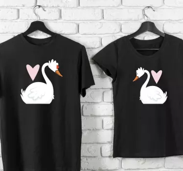 Mor og datter t-shirt svane kærlighed grafik - TenStickers