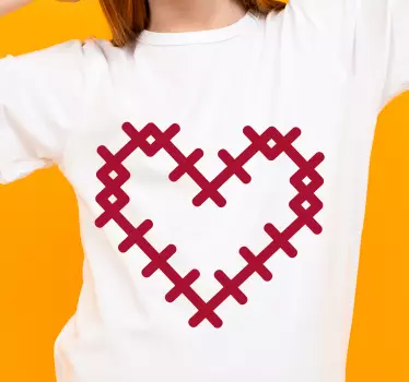 Original t-shirt med chic hjerte motiv - TenStickers