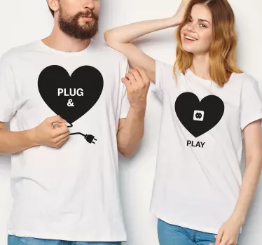 Original t-shirt med hjerteforbindelsestema - TenStickers