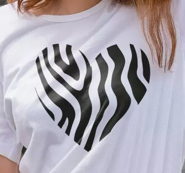 Original t-shirt med stilfuldt hjerte mønster - TenStickers