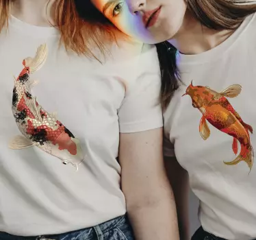 Par t-shirt farverige koi fisk - TenStickers