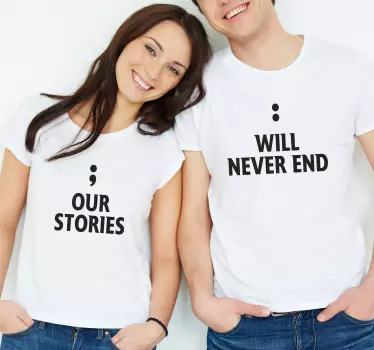 Par t-shirt vores historier ender aldrig - TenStickers