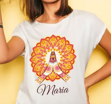 Personlig t-shirt med beder hænder blomster - TenStickers