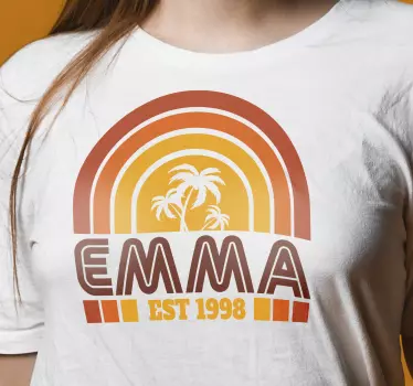 Personlig t-shirt med navn i regnbuefarver - TenStickers