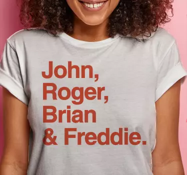 Personlig t-shirt med navne vist tydeligt - TenStickers