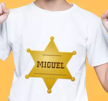 Sheriff-badge med navnet t-shirt - TenStickers