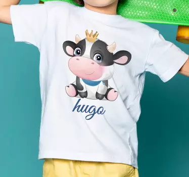 Sød ko til dreng med navn T-shirts med navn - TenStickers