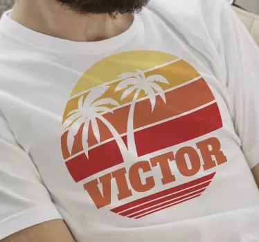 Tilpasses palmer og t-shirt ved solnedgang - TenStickers